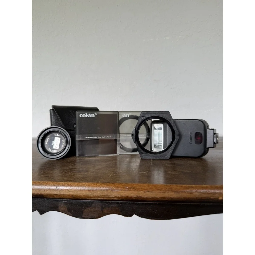 Vintage Photography Lot Canon Speedlite 200E Flash, Cokin Filter System &‎ Cases